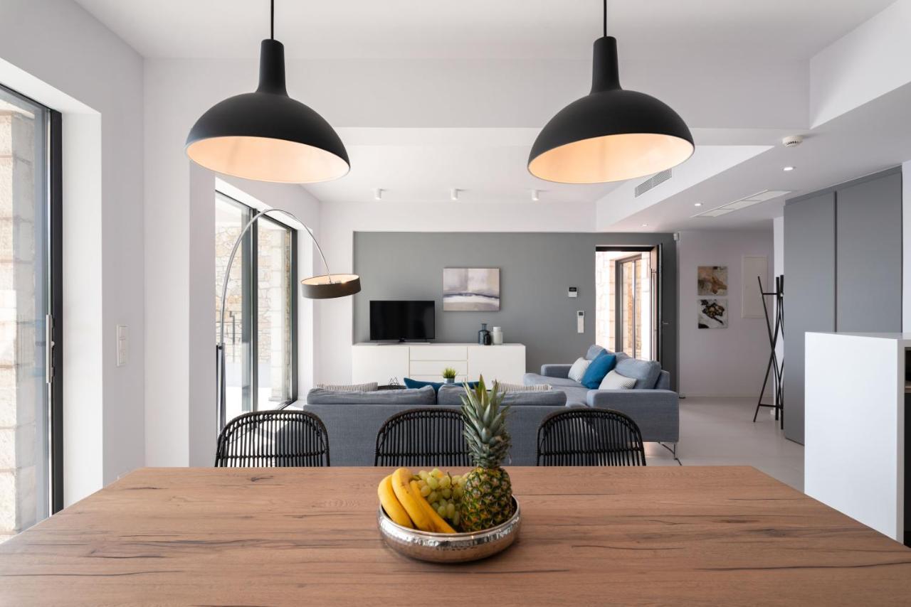 Myzen Villa Asana & Villa Kenshya ซิโวตา ภายนอก รูปภาพ